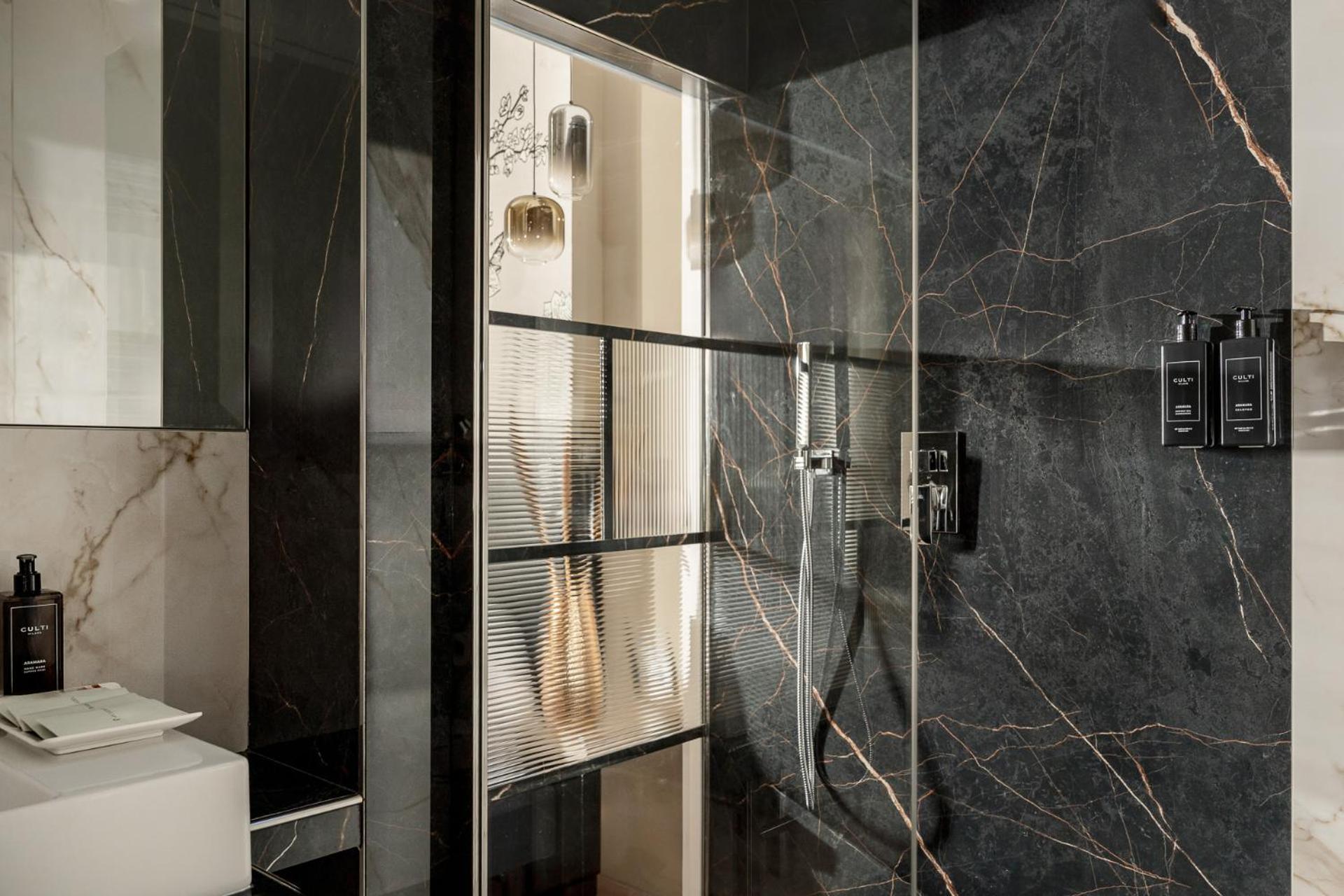 Experience Room Thermal SPA Access